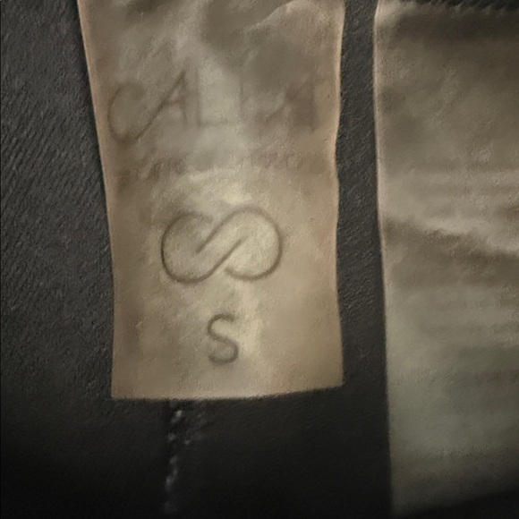 CALIA by Carrie Underwood Black and Blue Leggings - Picture 4 of 9